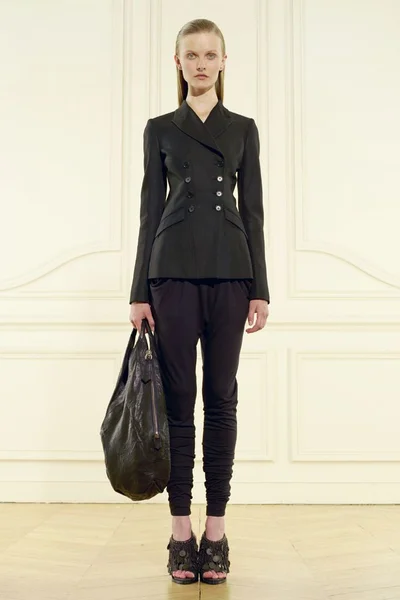 Look 18